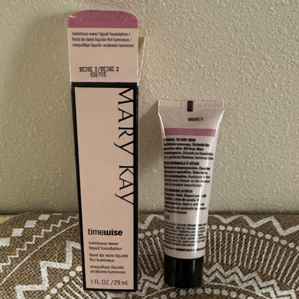 🆕 Mary Kay Timewise Luminous Wear Liquid Foundation - Beige 2